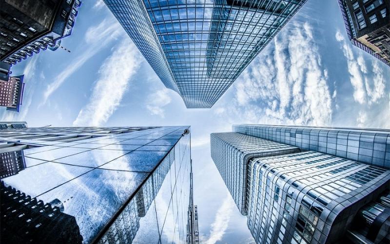 •	El nuevo portal permitirá que el tiempo requerido para tramitar una licencia municipal de construcción baje de 744 a 200 días hábiles.