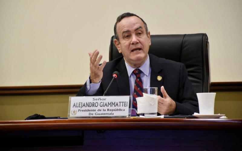 Presidente Alejandro Giammattei cierra tercer encuentro con alcaldes 