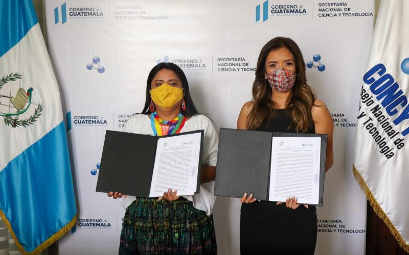 Senacyt y Ak Tenamit firman convenio para la vinculación de proyectos sobre saberes ancestrales