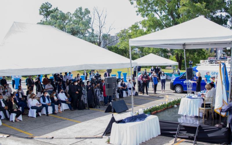 Subsecretaria Presidencial de la Mujer asiste al lanzamiento oficial de las unidades móviles para la prevención de la violencia sexual, explotación y trata personas -UNIVET-