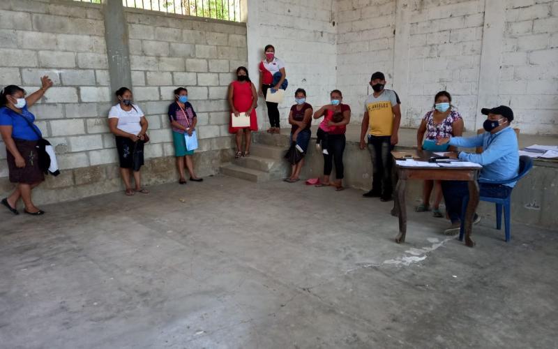 Familias de El Jute serán beneficiadas con créditos