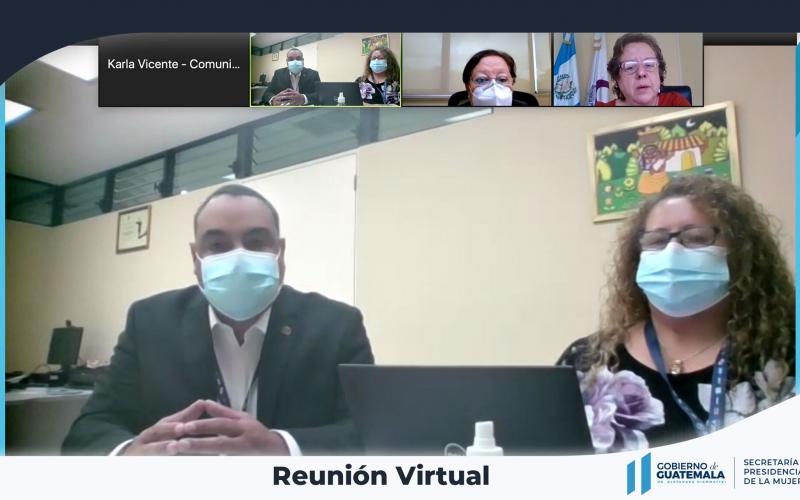 Secretaria Presidencial de la Mujer, Ana Leticia Aguilar Theissen. 