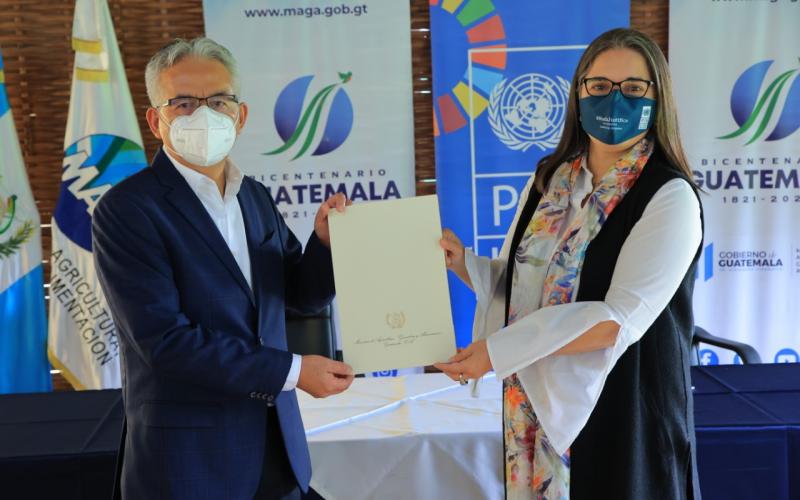Firma de memorando de cooperación PNUD - MAGA