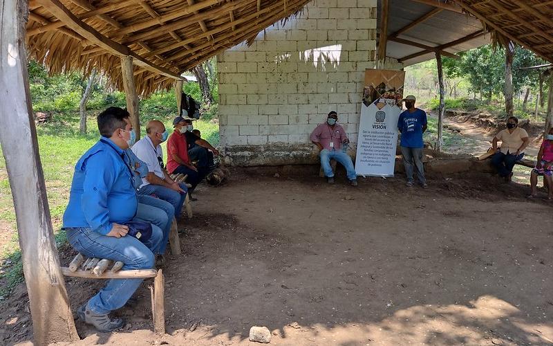 Cooperación  Interinstitucional en beneficio de familias campesinas