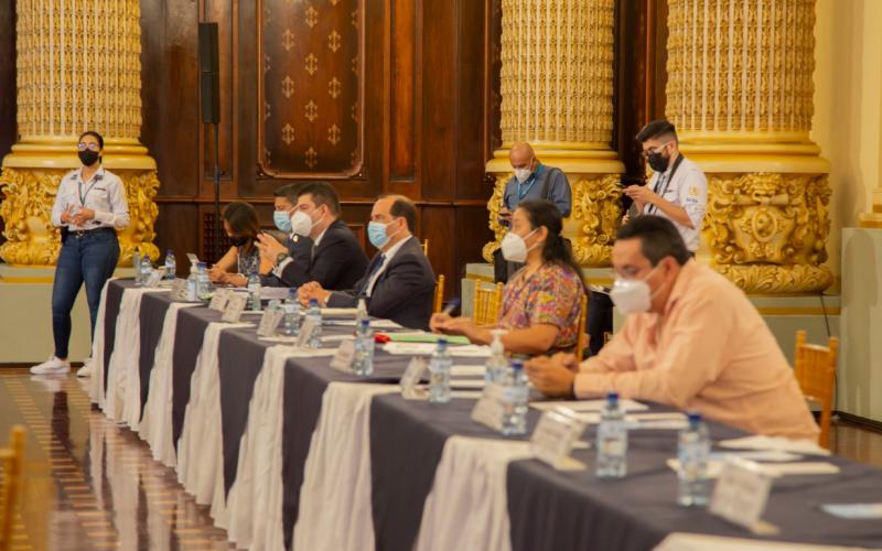  Representante de la Dirección de Gestión de Políticas Públicas para la Equidad entre Hombres y Mujeres, Eluvia Ordoñez,