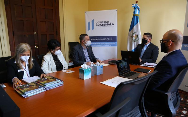 Analizan implementación de programas para prevenir la violencia en jóvenes