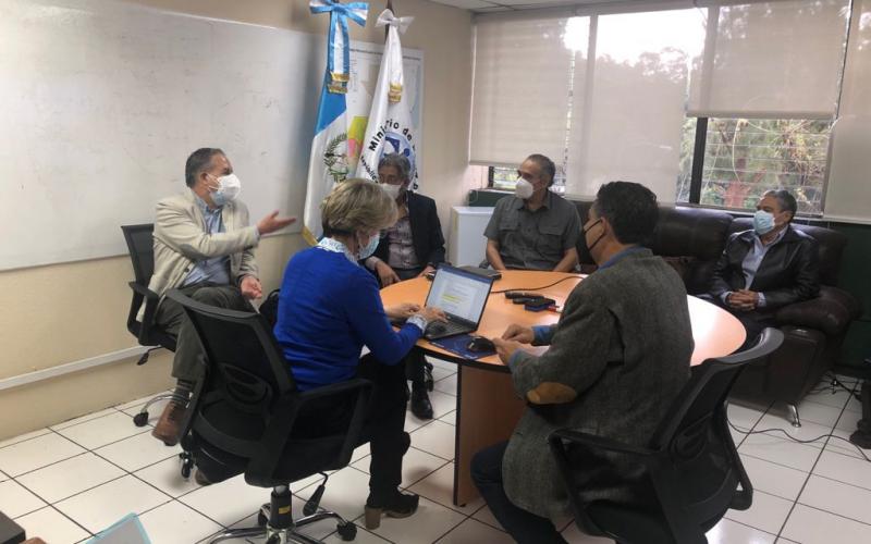 Reunión Autoridades