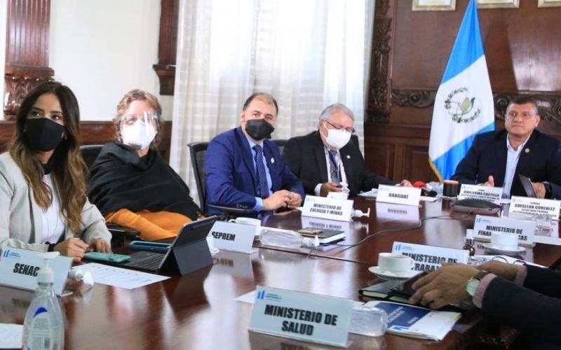 Secretaria Presidencial de la Mujer, Ana Leticia Aguilar Theissen en Reunión Ordinaria de Gabinete Específico de Desarrollo Económico 