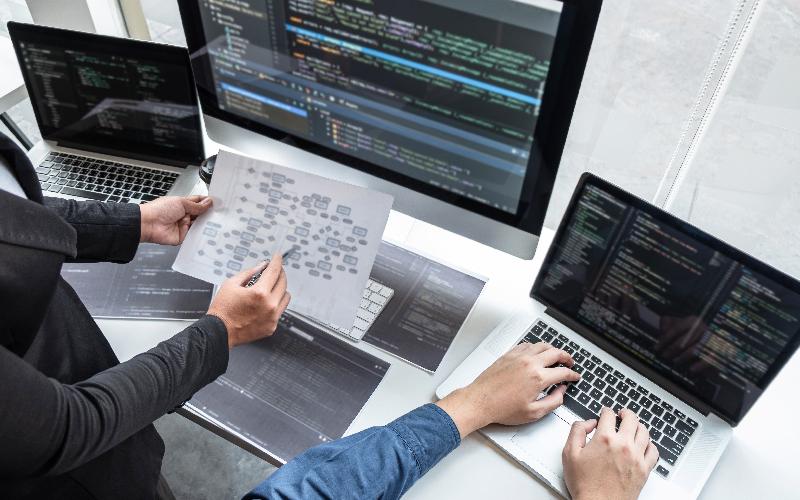 Tecnologías de la información, un sector de mayor valor agregado que generará nuevos empleos en Guatemala.