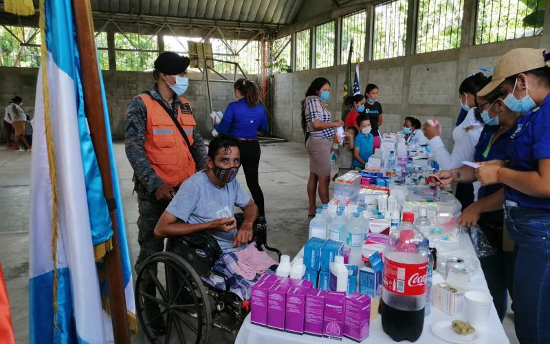 Brigada de Paracaidistas del Ejército de Guatemala apoyó jornada médica en Iztapa, Escuintla