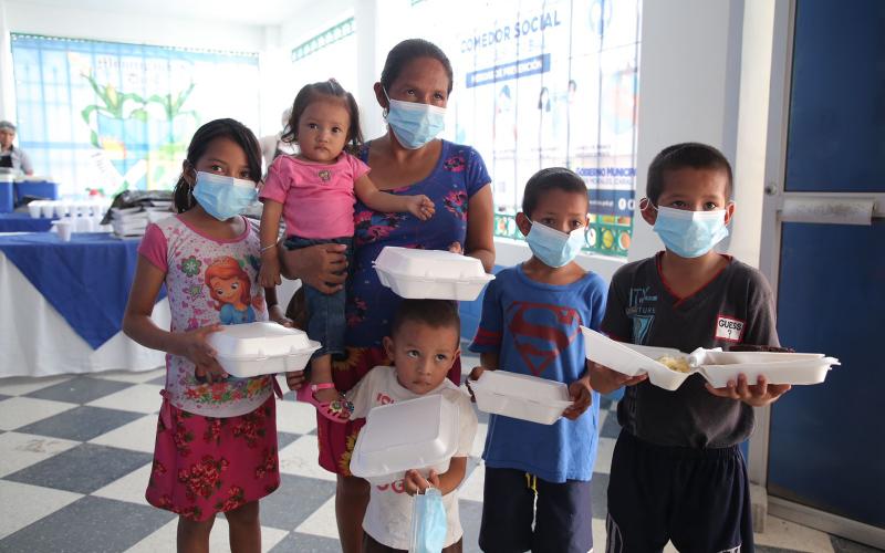 Personas usuarias de Comedor Social en Morales, Izabal