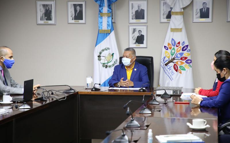 Reunión Registro Social de Hogaress