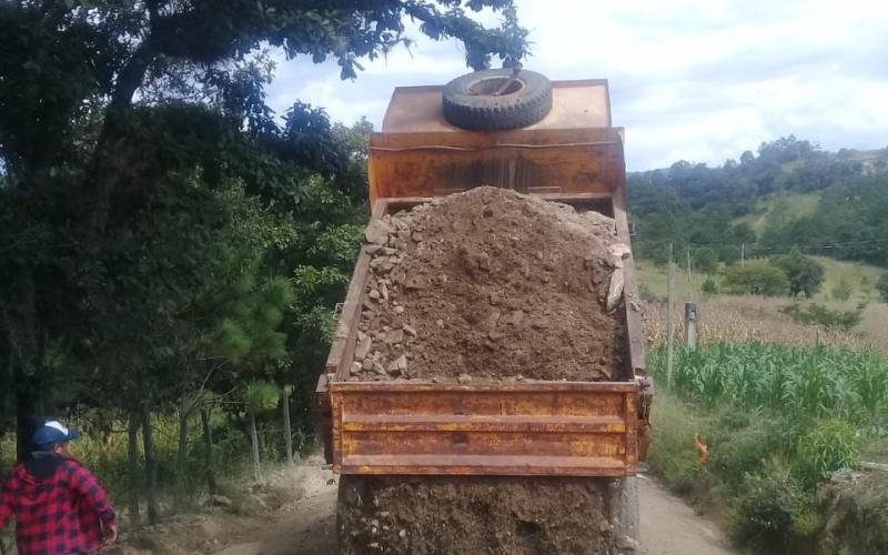Terminan trabajos de carretera rural Lomas de Comitancillo, San Pedro Jocopilas, Quiché