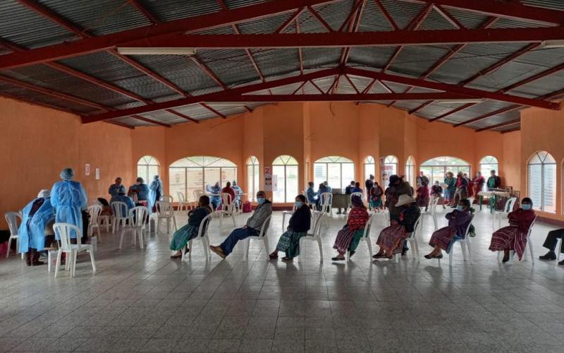 Vacunación COVID-19