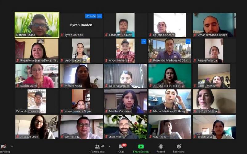 La capacitación se está llevando en el formato virtual.