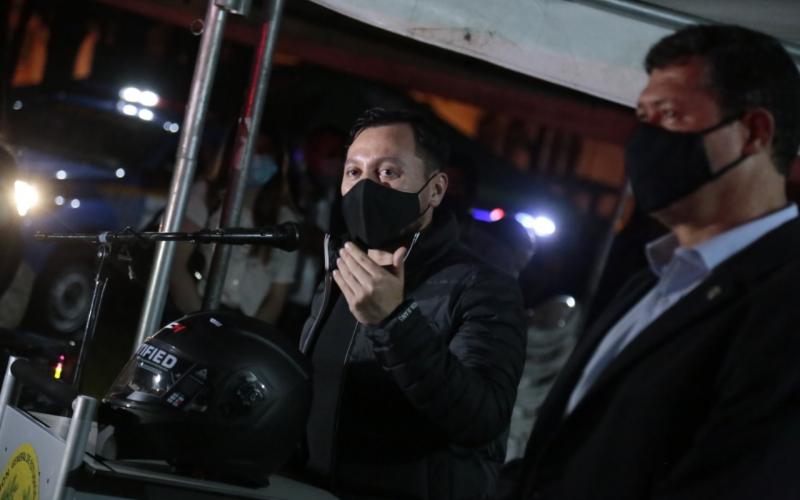 Ministro de Gobernación cumple solicitud de PNC