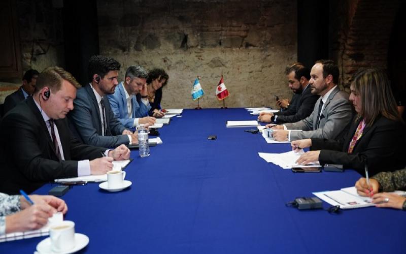 Reunión bilateral con Canadá