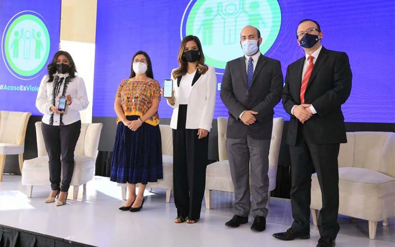 La Senacyt busca poner un alto al acoso laboral y sexual