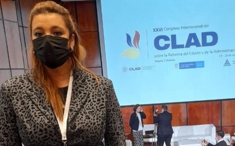 La Directora de la Onsec participa en el Congreso del CLAD en Colombia
