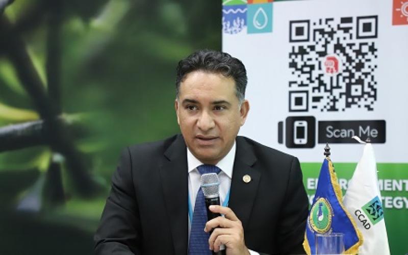 Ministro de Ambiente en reunión con homólogos centroamericanos 