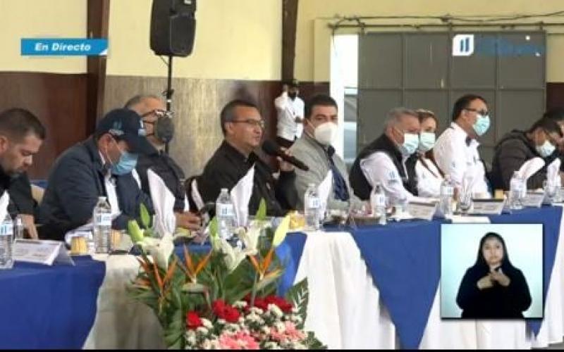 Luis Ayala, Viceministro de Energía y Minas.