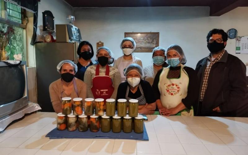 Otra Unidades Productivas de varios municipios continúan participando en talleres de formación, para aprender a elaborar nuevos productos.