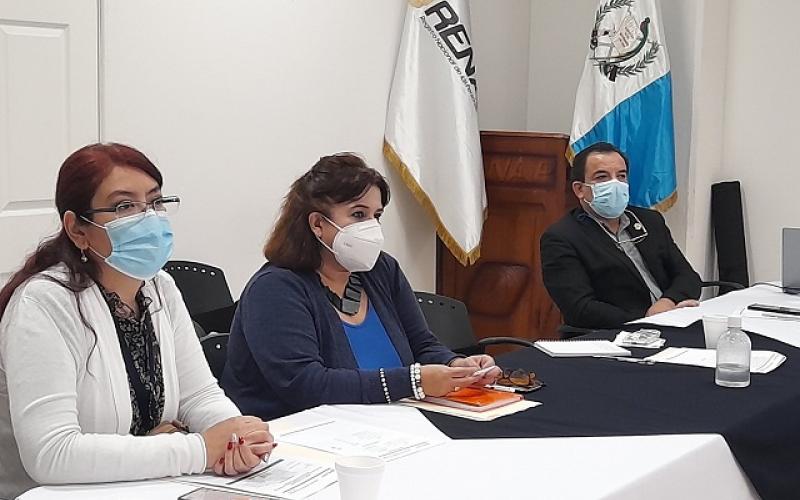 Reunión de la Cancillería con el Renap