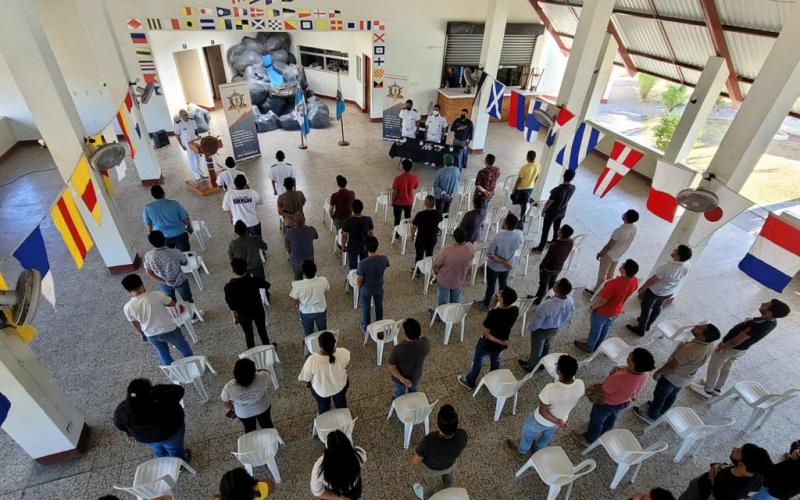 Clausura del curso de marino mercante