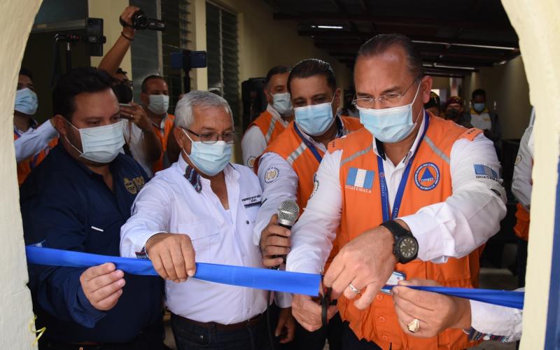 Subsecretario de Coordinación y Administración de la CONRED, Sergio Antonio Reyes Recinos, en la inauguración de la sede regional en Jutiapa.