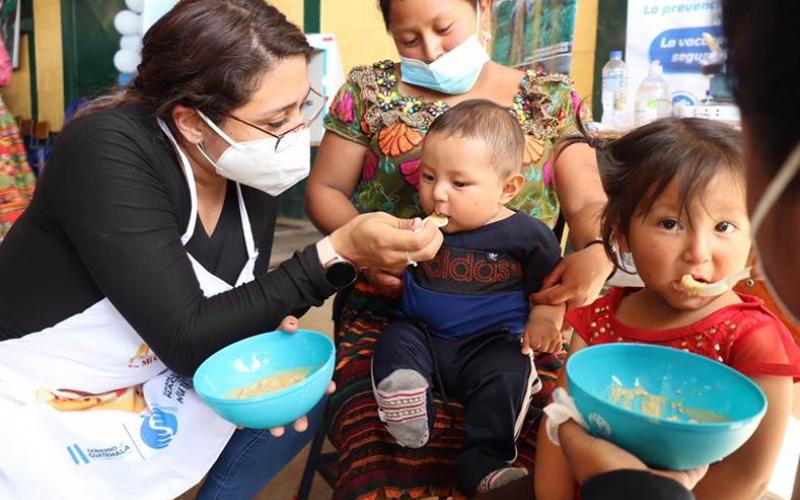 Entrega del Alimento Complementario Fortificado "NutriNiños"