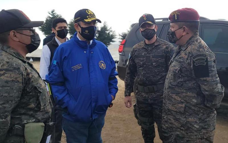 Visita de supervisión al destacamento militar que se construye en el municipio de Santa Catarina Ixtahuacán, Sololá