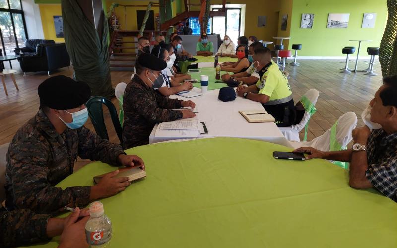 Instalación de un Puesto de Comando, Coordinación y Control Interinstitucional en la Brigada de Paracaidistas