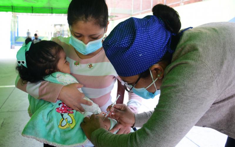 ¿Cómo fortalecer el sistema inmunológico de su hija e hijo?