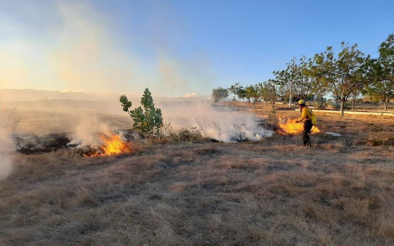 Brigada de Respuesta a Incendios Forestales –BRIF/GUA- de la CONRED en acciones de combate a un siniestro en el departamento de Zacapa. Foto de archivo.