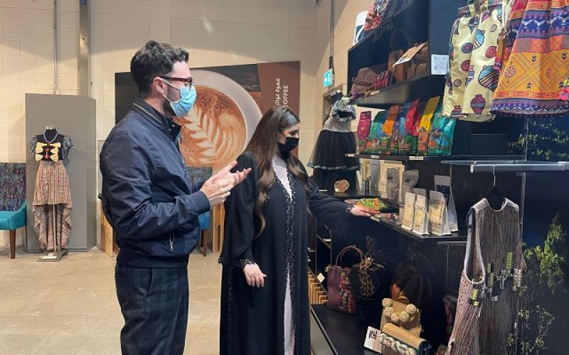 Personalidades de la realeza y del Gobierno emiratí visitan pabellón de Guatemala en Expo 2020 Dubái 