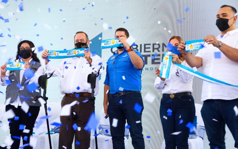 Inauguración de Ciclo Escolar 2022 y presentación de trabajos en Escuela Bicentenario, Finca La Industria, Escuintla.