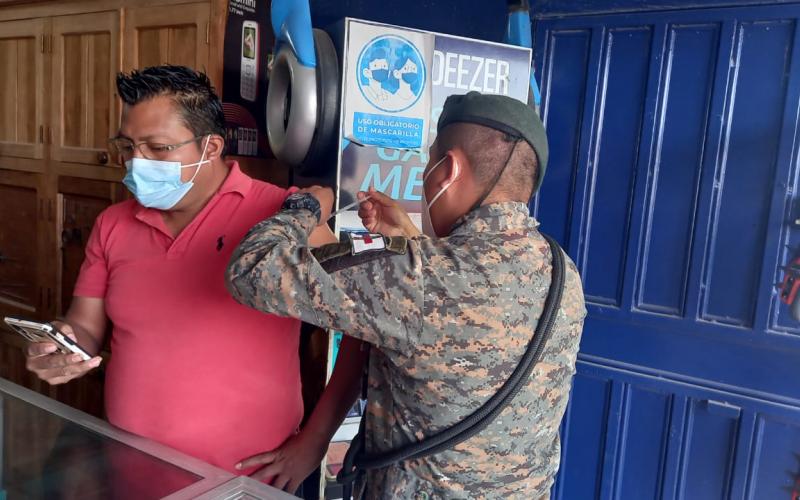 Más de 90 mil guatemaltecos han sido vacunados por la Sexta Brigada de Infantería en Alta Verapaz y Quiché