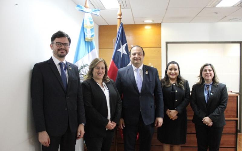 Canciller Mario Búcaro evalúa estrategias conjuntas con Copa Airlines para dinamizar el turismo