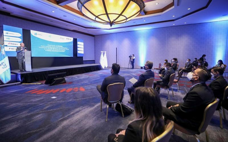 El Ministro de Economía, Antonio Malouf, durante su participación en la presentación.