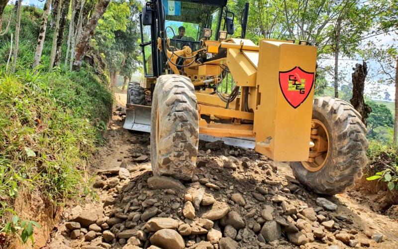 Cuerpo de Ingenieros del Ejército registra 147 kilómetros de avance en rehabilitación de la red vial estratégica de tercer orden