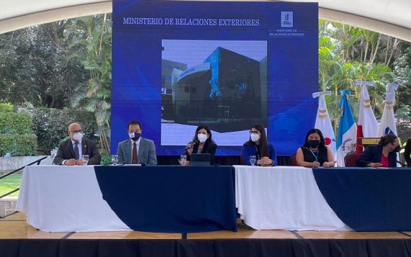 Minex participa en foro sobre movilidad humana