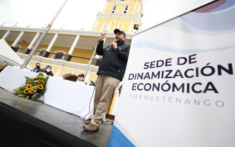 El Ministro de Economía, Antonio Malouf, presidió el evento.