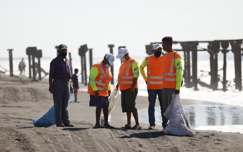 Playas Limpias: Resguardo ambiental, apoyo al turismo y unión comunitaria