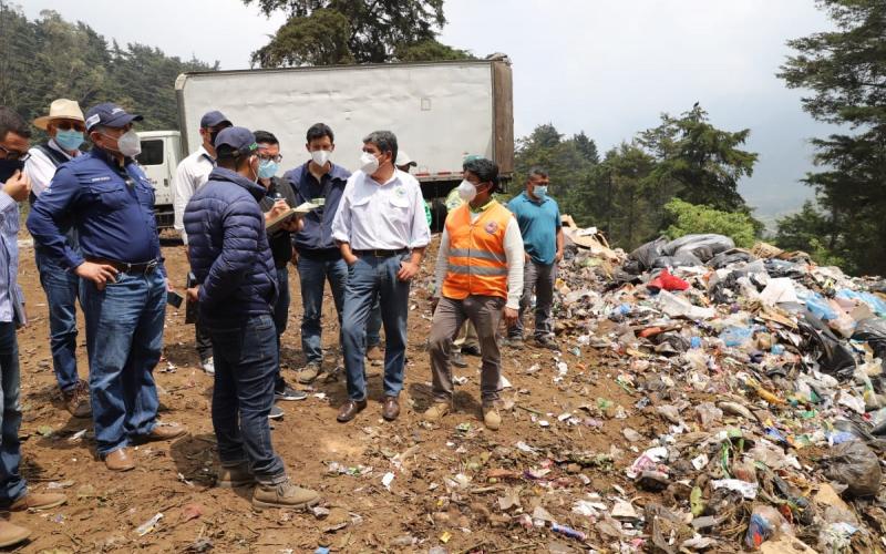 Ministerio de Ambiente supervisa y asesora gestión de desechos en Quetzaltenango