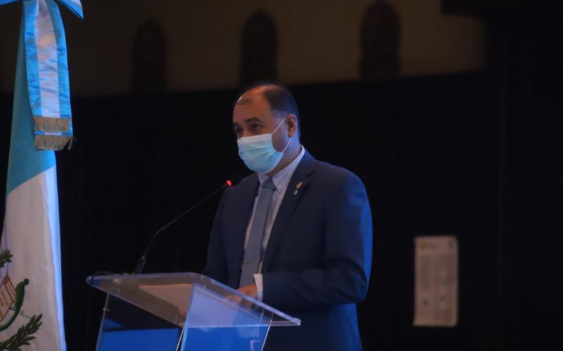 El Viceministro Manuel Eduardo Arita durante su exposición