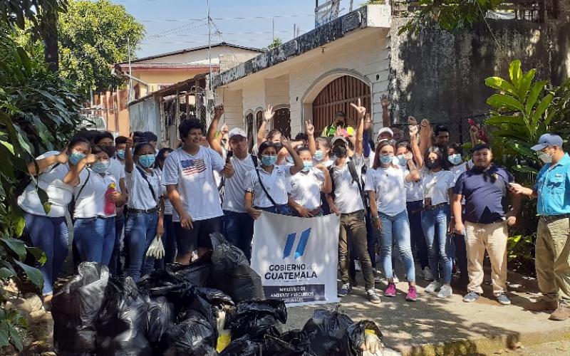 Ministerio de Ambiente impulsa el saneamiento ambiental en ríos de Retalhuleu