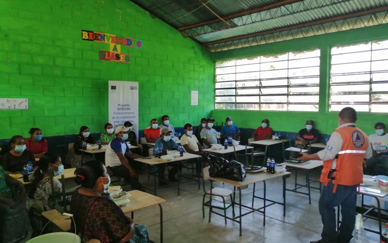 TALLER DE CAPACITACIÓN EN RANCHO LA ESPERANZA, PANZÓS, ALTA VERAPAZ.