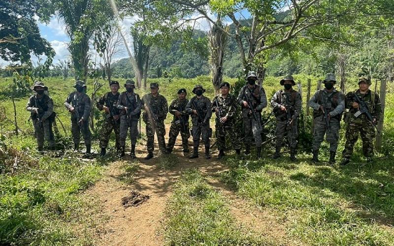 Ejército de Guatemala efectúa operaciones de seguridad en la línea de adyacencia con Belice