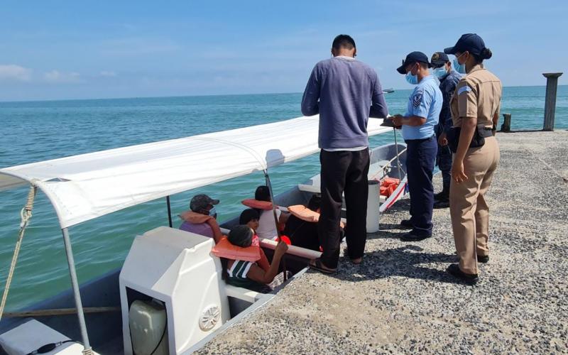 Operaciones de seguridad marítima en Punta de Palma, Izabal