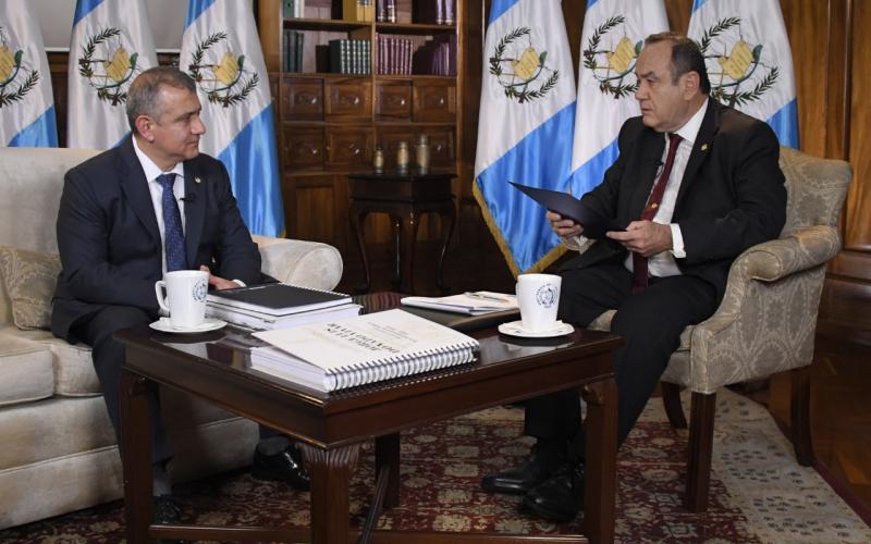 Presidente Alejandro Giammattei entrevistó a Jorge Luis Donado Vivar